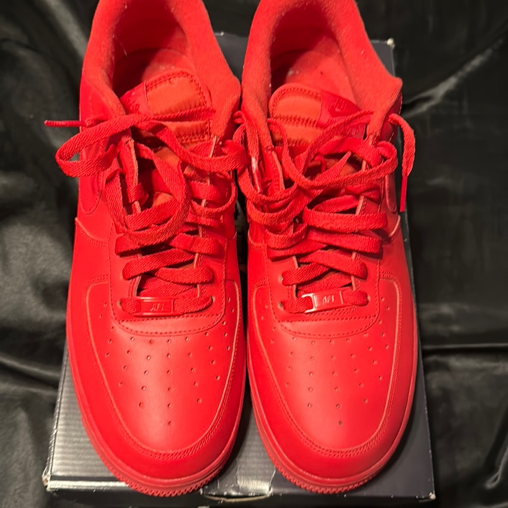 Triple Red AF 1 Low. Size 12.